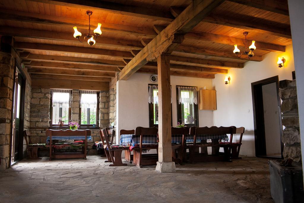 Mutafova Guest House Veliki Preslav Exterior photo